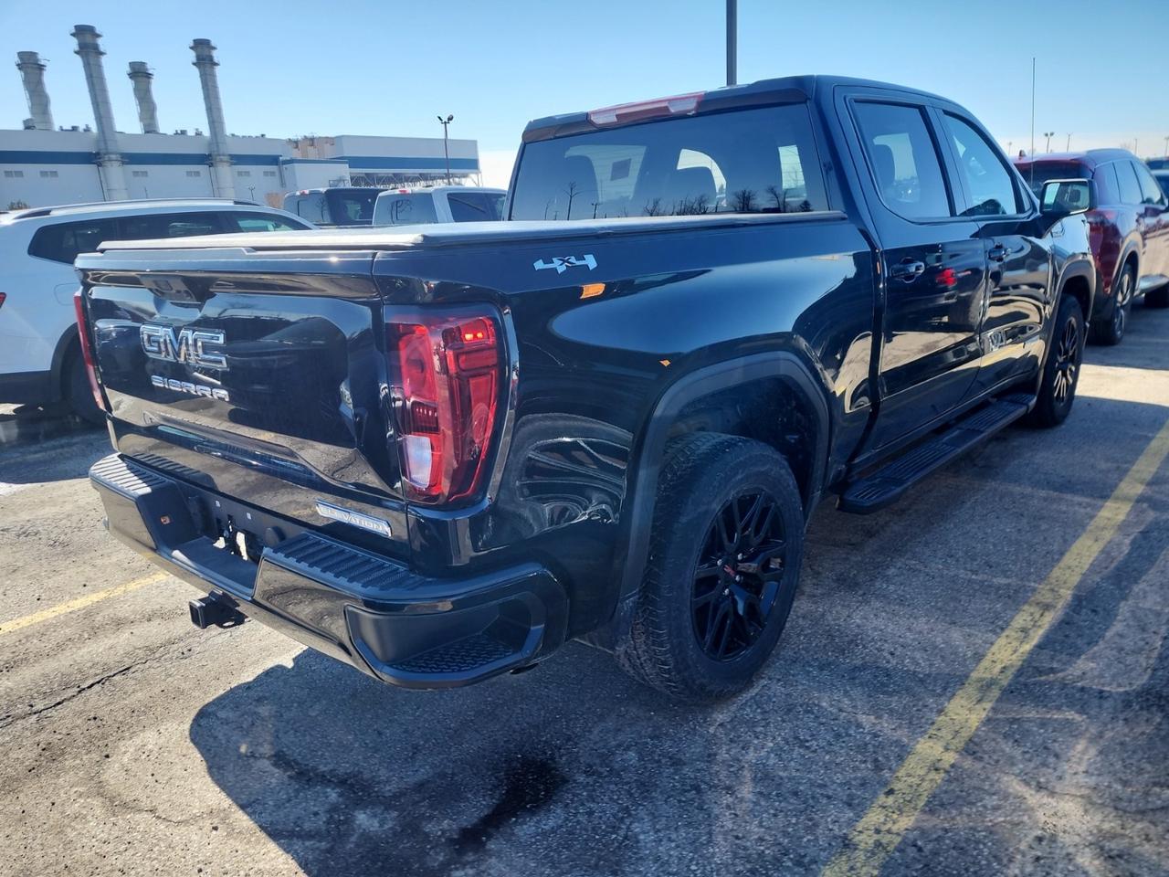 2024 GMC Sierra 1500 ELEVATION CREW CAB | 4X4 | 5.3 V8 | PREF PKG | BLK PKG | TRI FOLD TONNEAU Photo