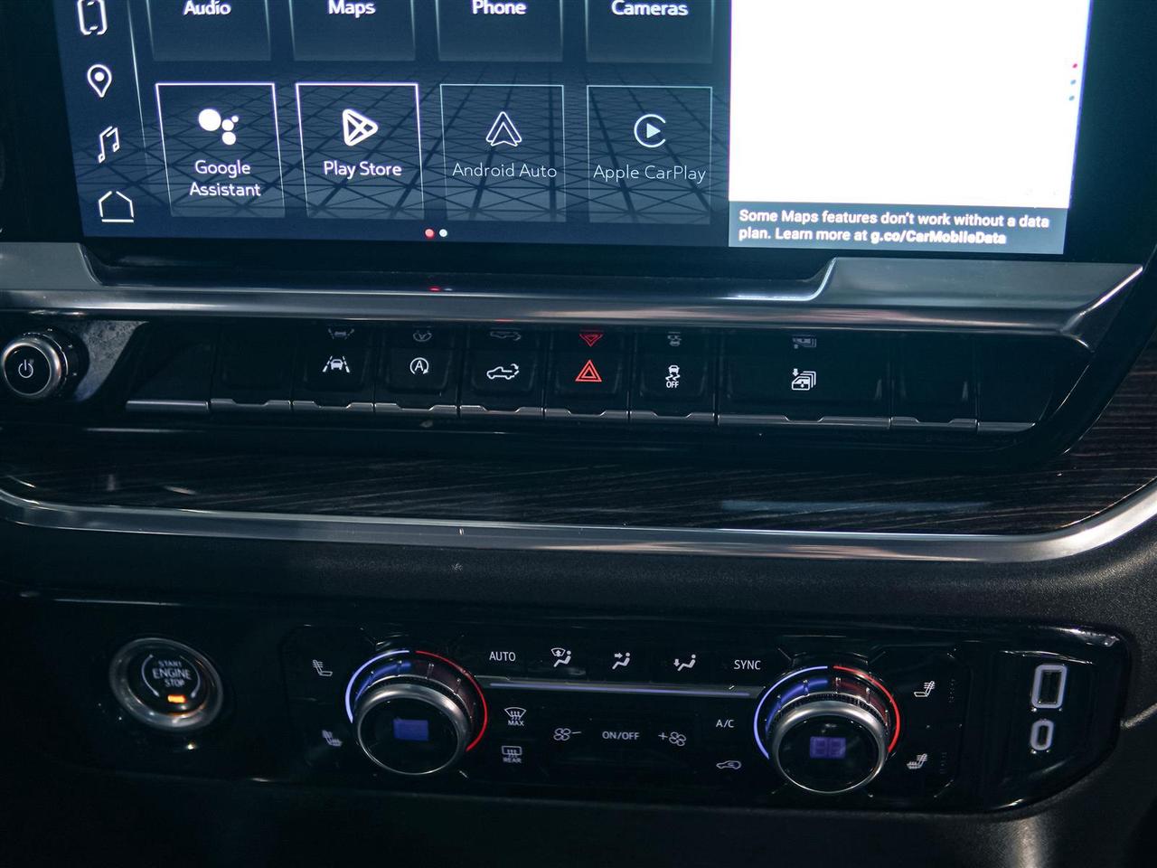 2024 GMC Sierra 1500 ELEVATION CREW CAB | 4X4 | 5.3 V8 | PREF PKG | BLK PKG | TRI FOLD TONNEAU Photo