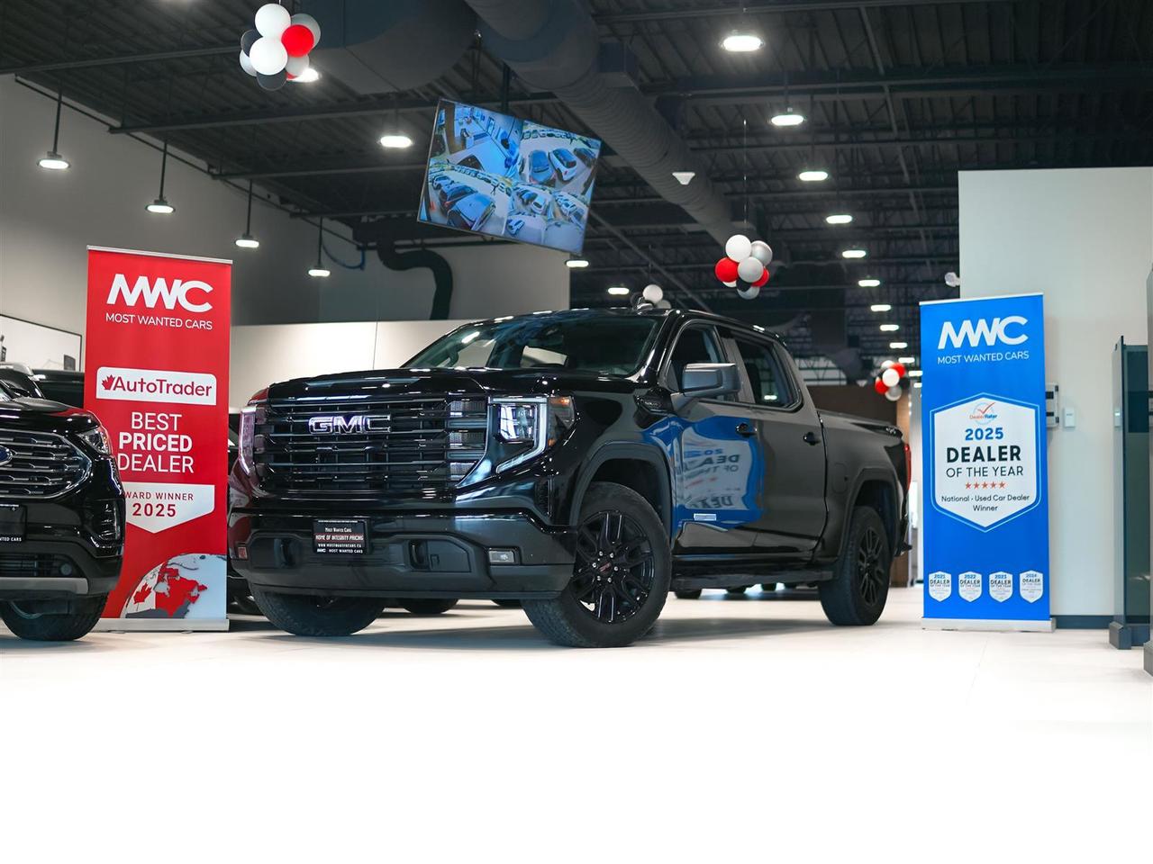 2024 GMC Sierra 1500 ELEVATION CREW CAB | 4X4 | 5.3 V8 | PREF PKG | BLK PKG | TRI FOLD TONNEAU Photo