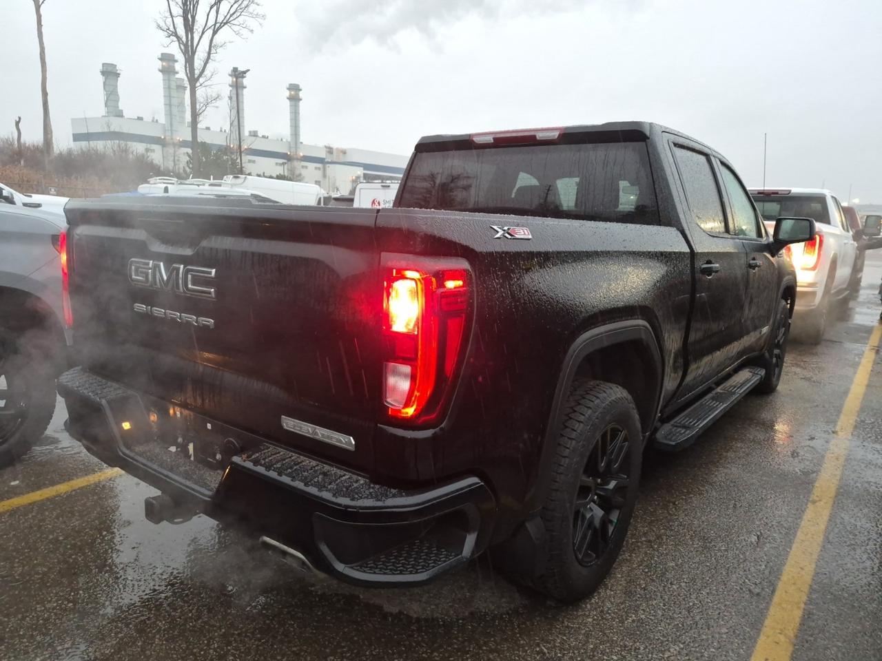 2024 GMC Sierra 1500 ELEVATION CREW CAB | 4X4 | 5.3 V8 | X31 PKG Photo