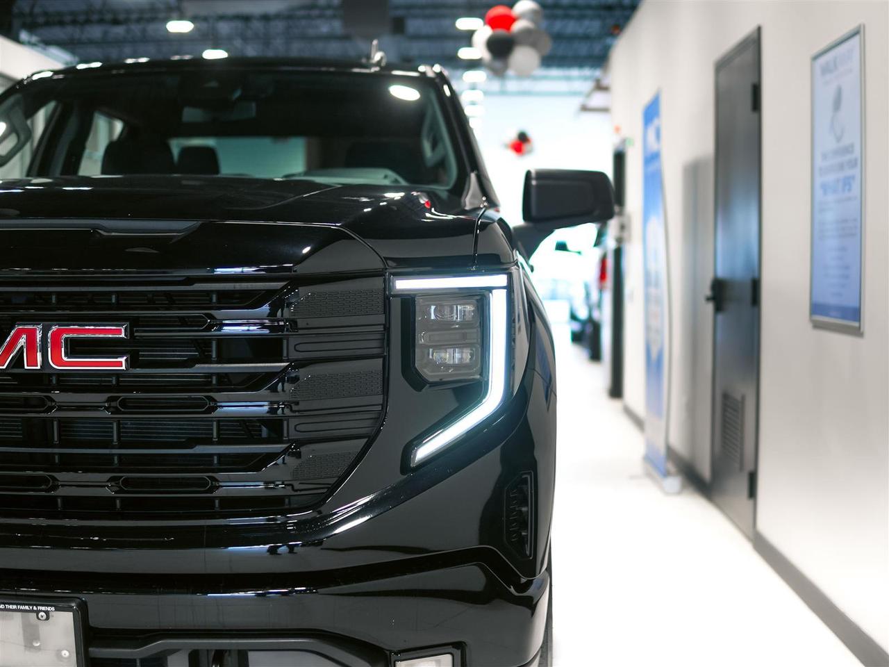 2024 GMC Sierra 1500 ELEVATION CREW CAB | 4X4 | 5.3 V8 | TOW PKG Photo