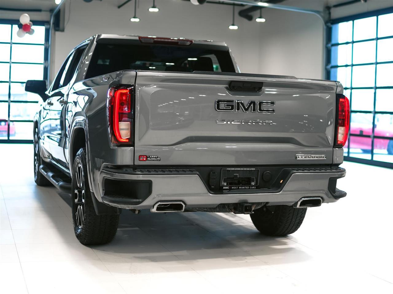 2023 GMC Sierra 1500 ELEVATION CREW CAB | 4X4 | 5.3 V8 | X31 PKG | RUNNING BOARDS Photo