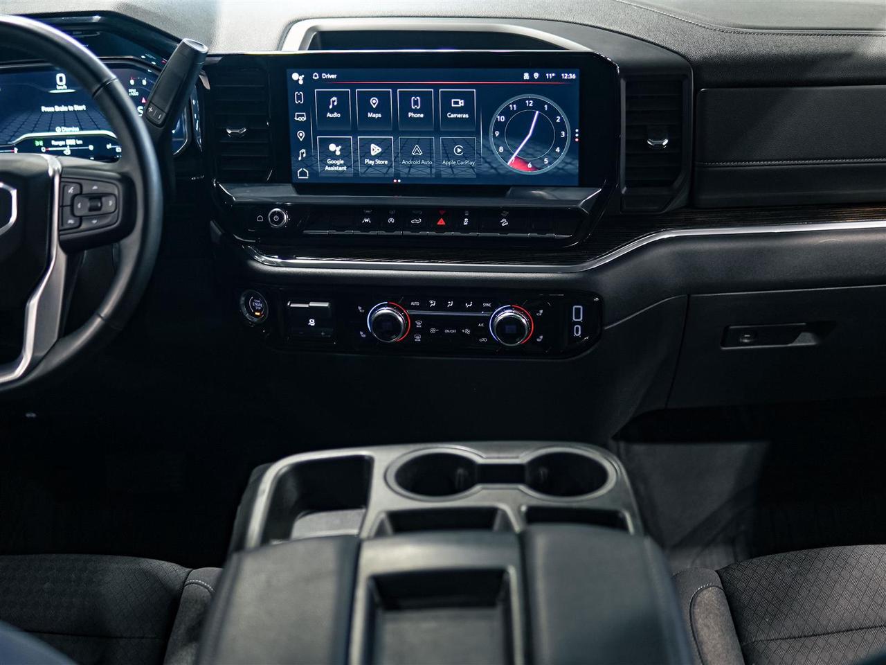 2023 GMC Sierra 1500 ELEVATION CREW CAB | 4X4 | 5.3 V8 | X31 PKG | RUNNING BOARDS Photo