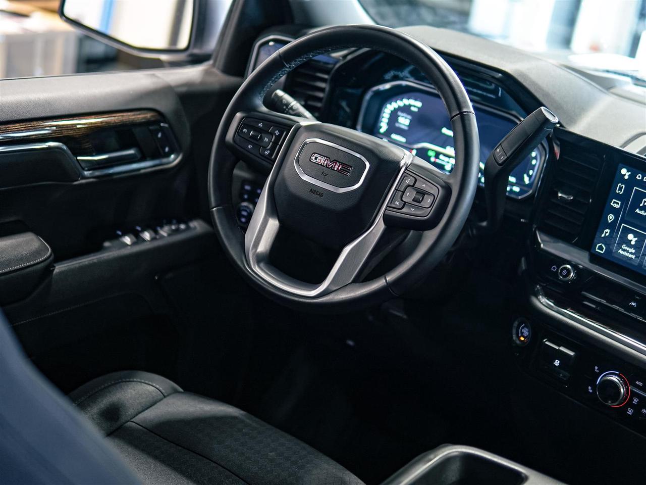 2023 GMC Sierra 1500 ELEVATION CREW CAB | 4X4 | 5.3 V8 | X31 PKG | RUNNING BOARDS Photo