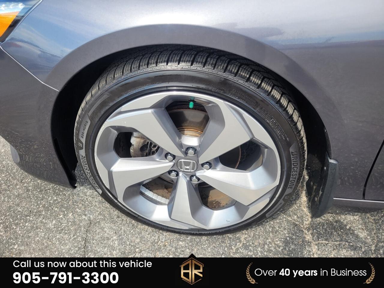 2018 Honda Accord Touring Photo