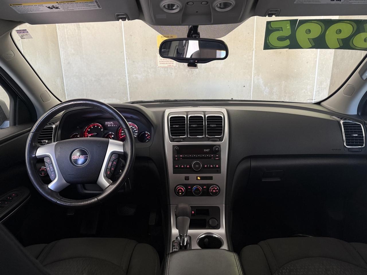 2011 GMC Acadia SLE1 - NO ACCIDENTS - ONE OWNER Photo
