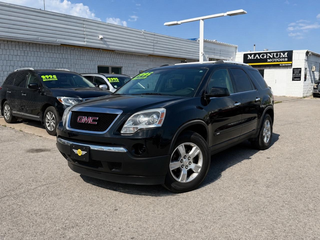 2011 GMC Acadia SLE1 - NO ACCIDENTS - ONE OWNER Photo0
