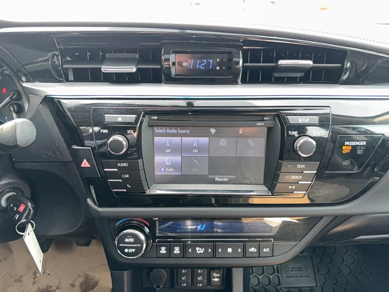 2016 Toyota Corolla S Photo