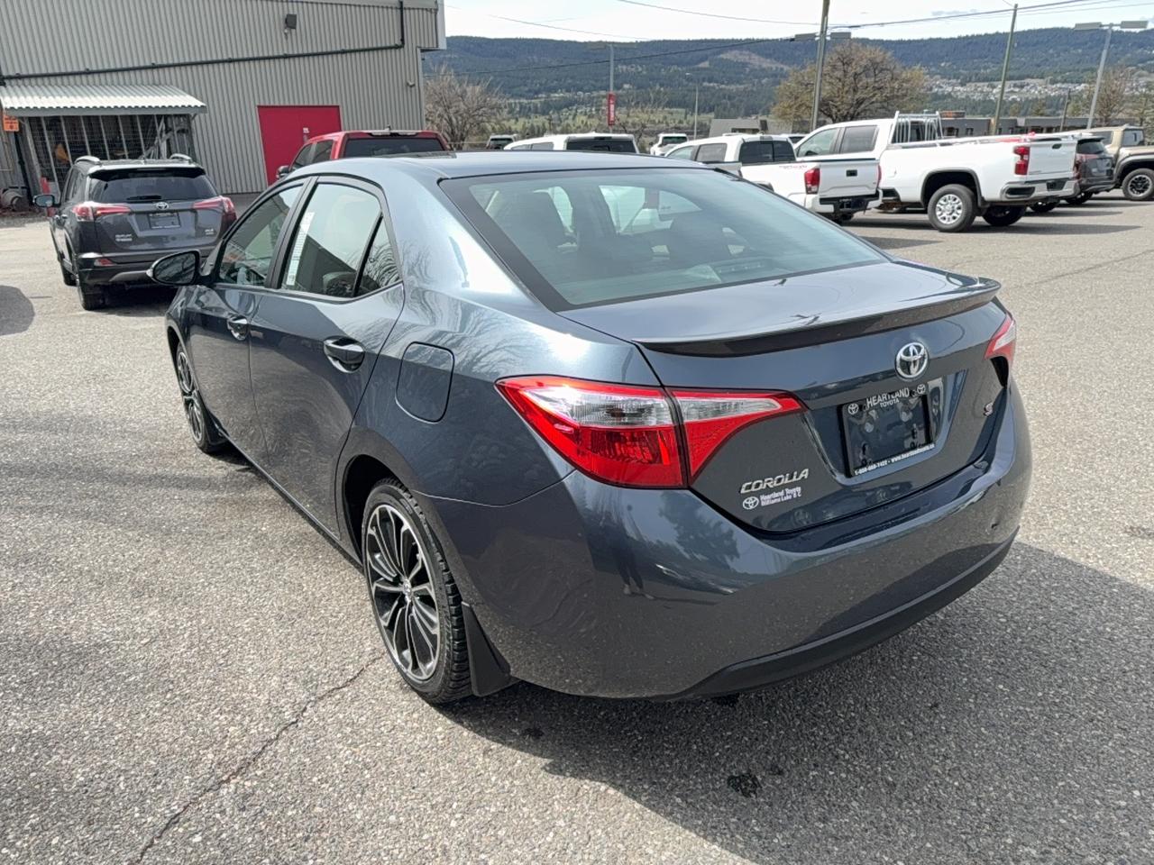 2016 Toyota Corolla S Photo