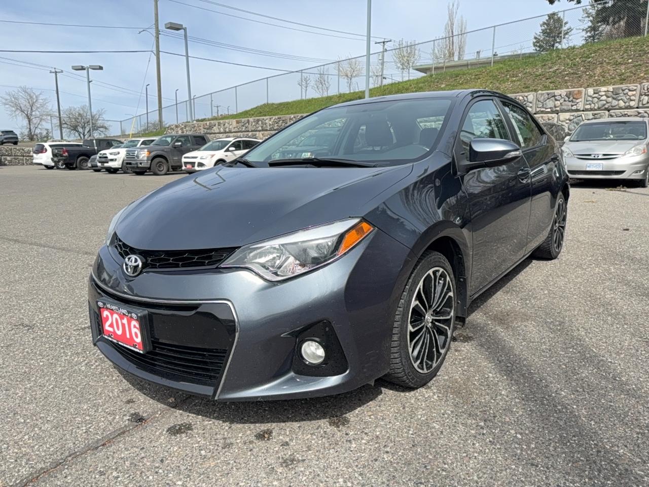 2016 Toyota Corolla S Photo