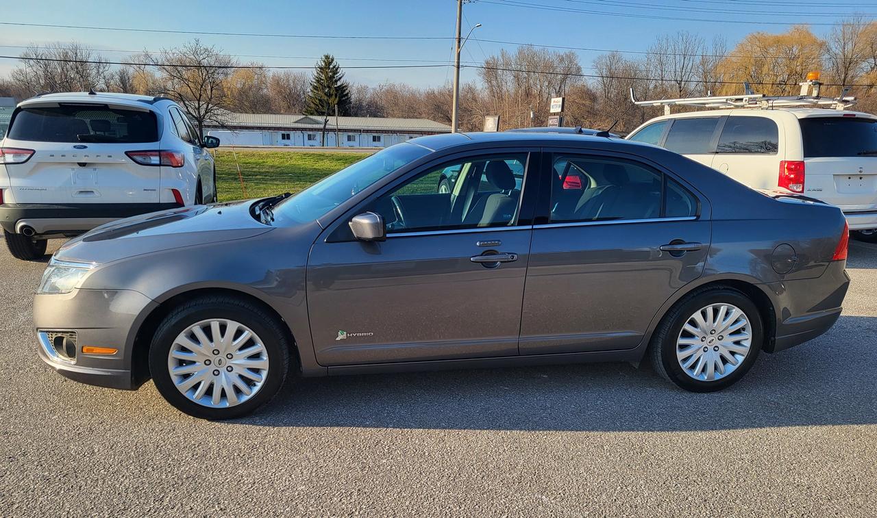 2011 Ford Fusion HYBRID Photo