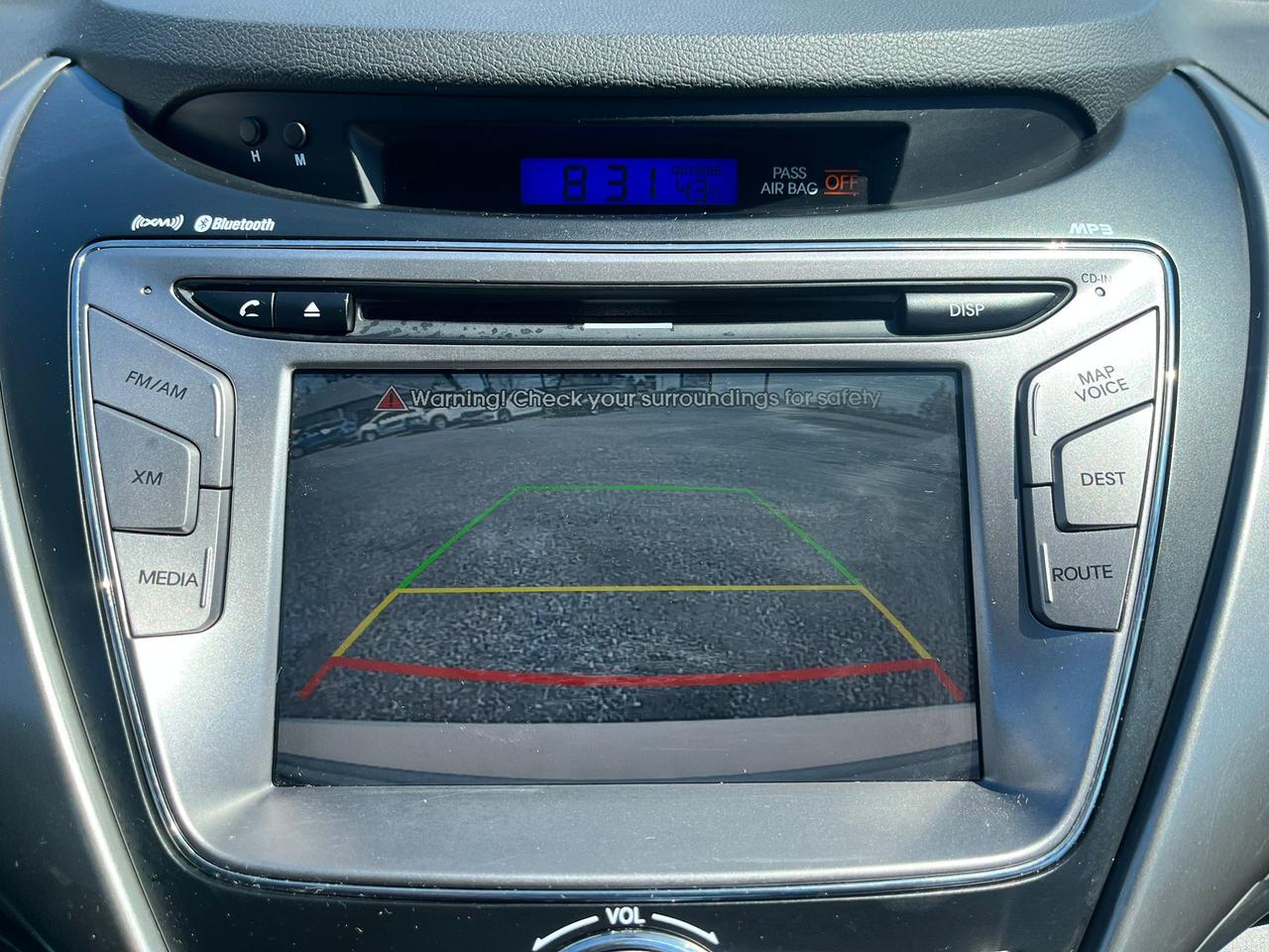 2013 Hyundai Elantra Limited w/Navi Photo