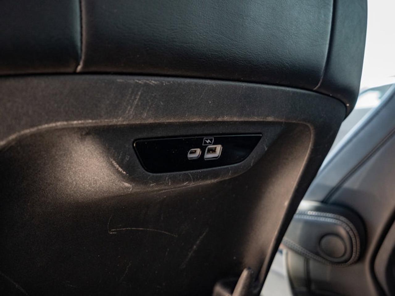 2023 Chrysler Pacifica Touring L Photo