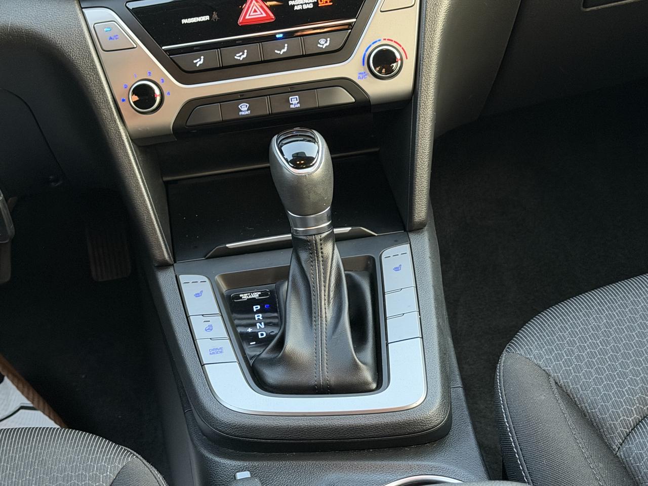 2017 Hyundai Elantra GL CARPLAY|BLINDSPOT|BACKUPCAMERA Photo