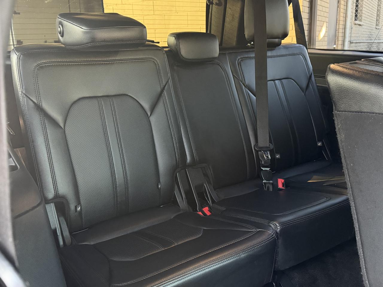 2018 Ford Expedition Limited Max 4X4|8PASS|SUNROOF| Photo