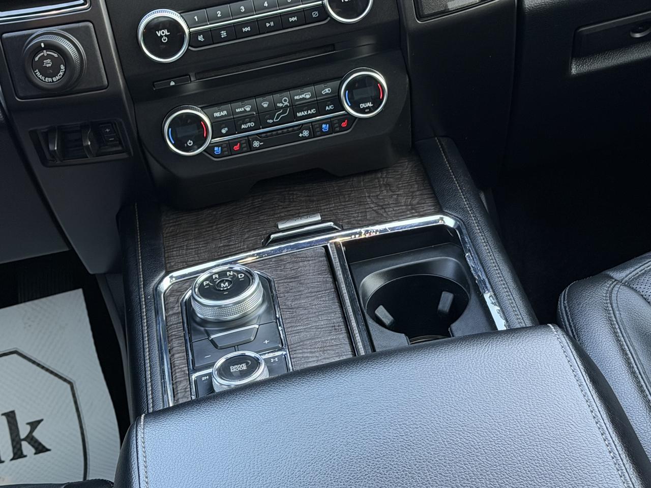 2018 Ford Expedition Limited Max 4X4|8PASS|SUNROOF| Photo