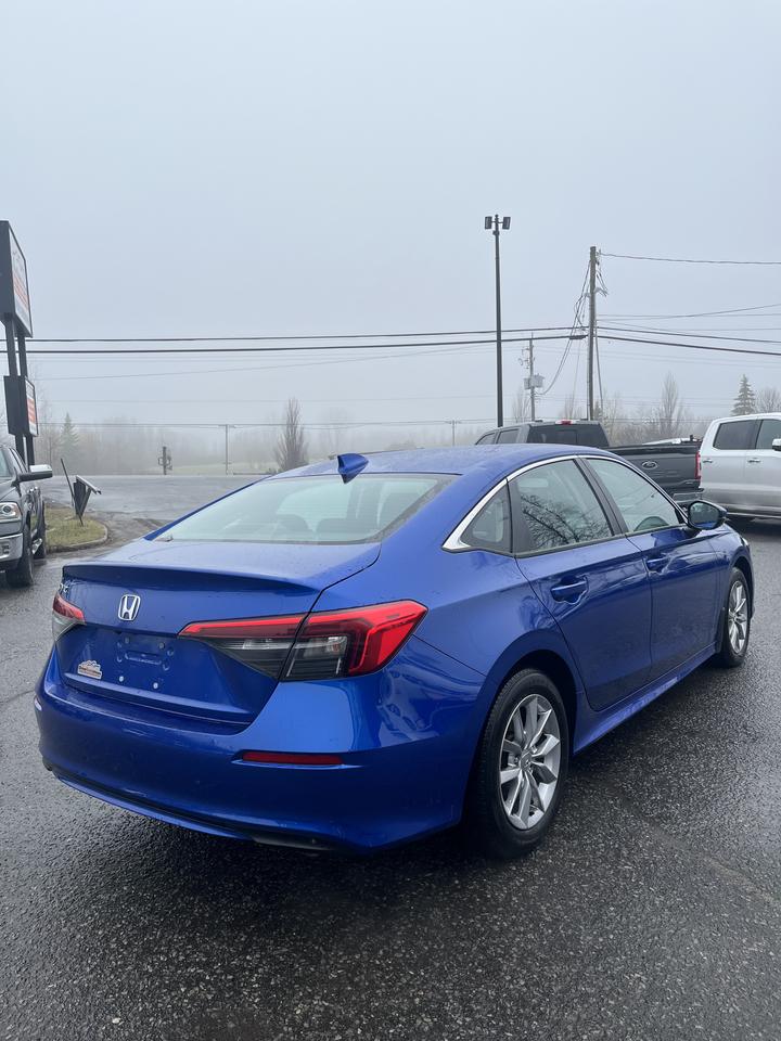 2022 Honda Civic EX Photo4