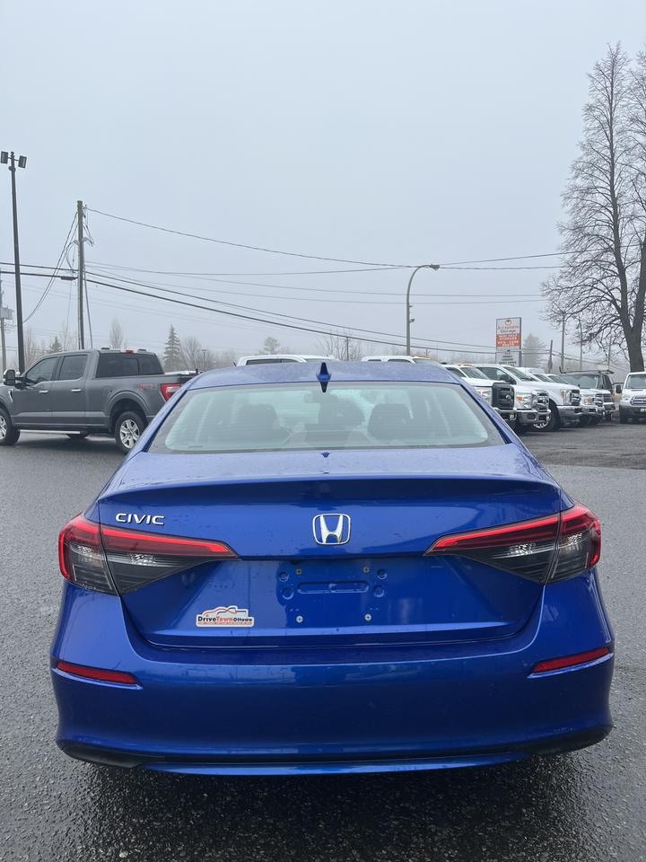 2022 Honda Civic EX Photo3