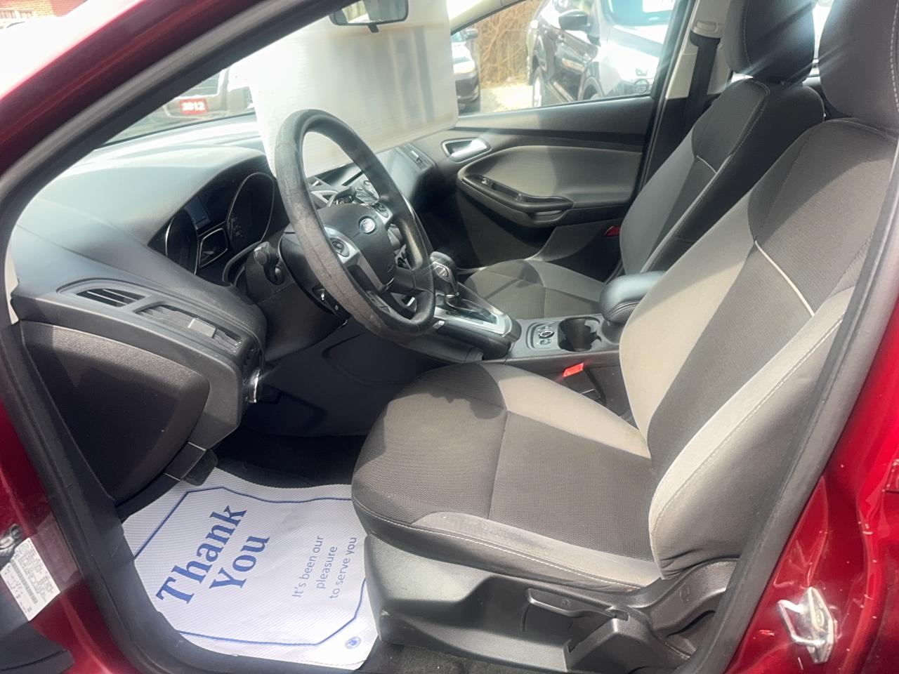 2014 Ford Focus SE Photo