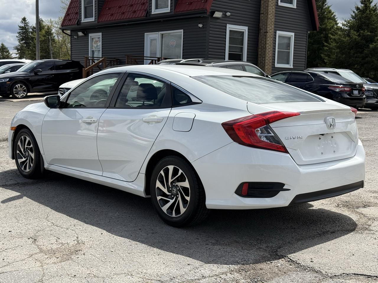 2016 Honda Civic EX Photo