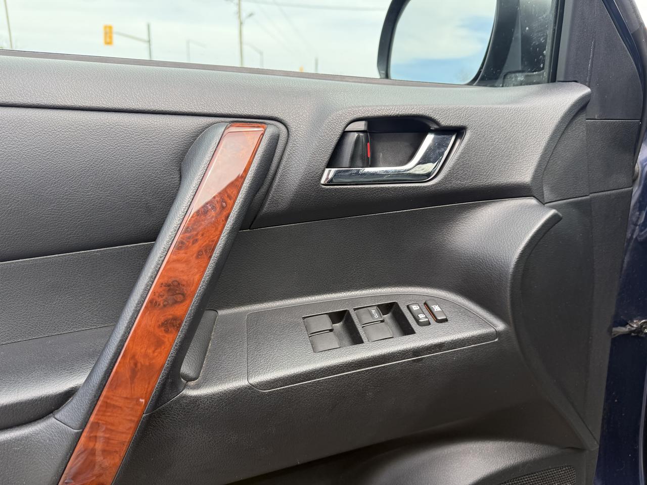 2013 Toyota Highlander LIMITED  Photo