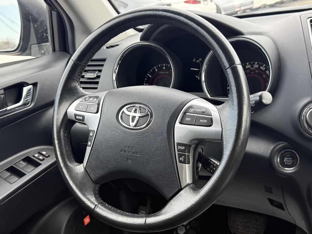 2013 Toyota Highlander LIMITED  Photo