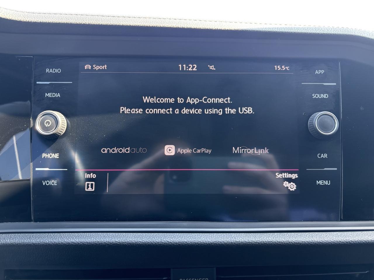 2019 Volkswagen Jetta HIGHLINE R line Photo