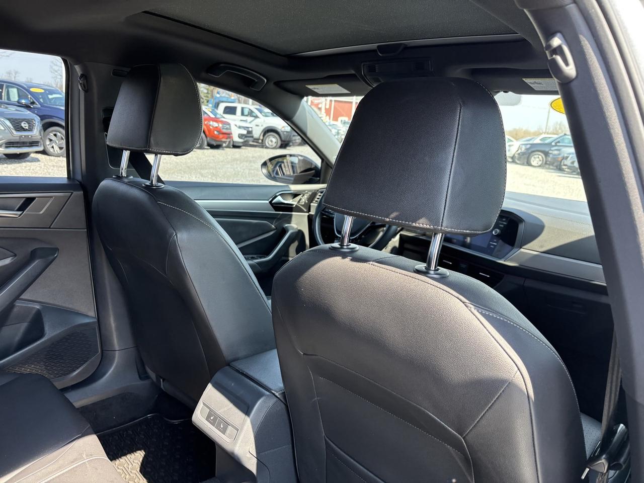 2019 Volkswagen Jetta HIGHLINE R line Photo