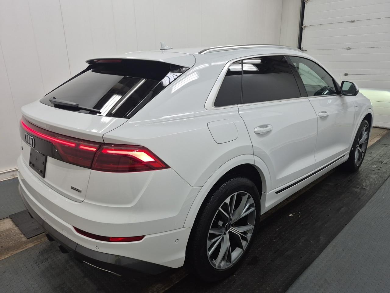 2025 Audi Q8 Progressiv 55 TFSI S-LINE QAUTTRO |CLEAN CARFAX| Photo