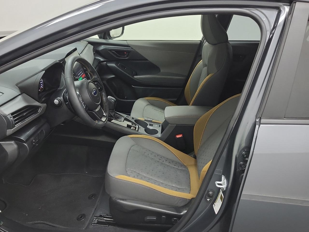 2024 Subaru Crosstrek Onyx AWD | LEATHER SEATS | BSM | SUNROOF | CAM Photo