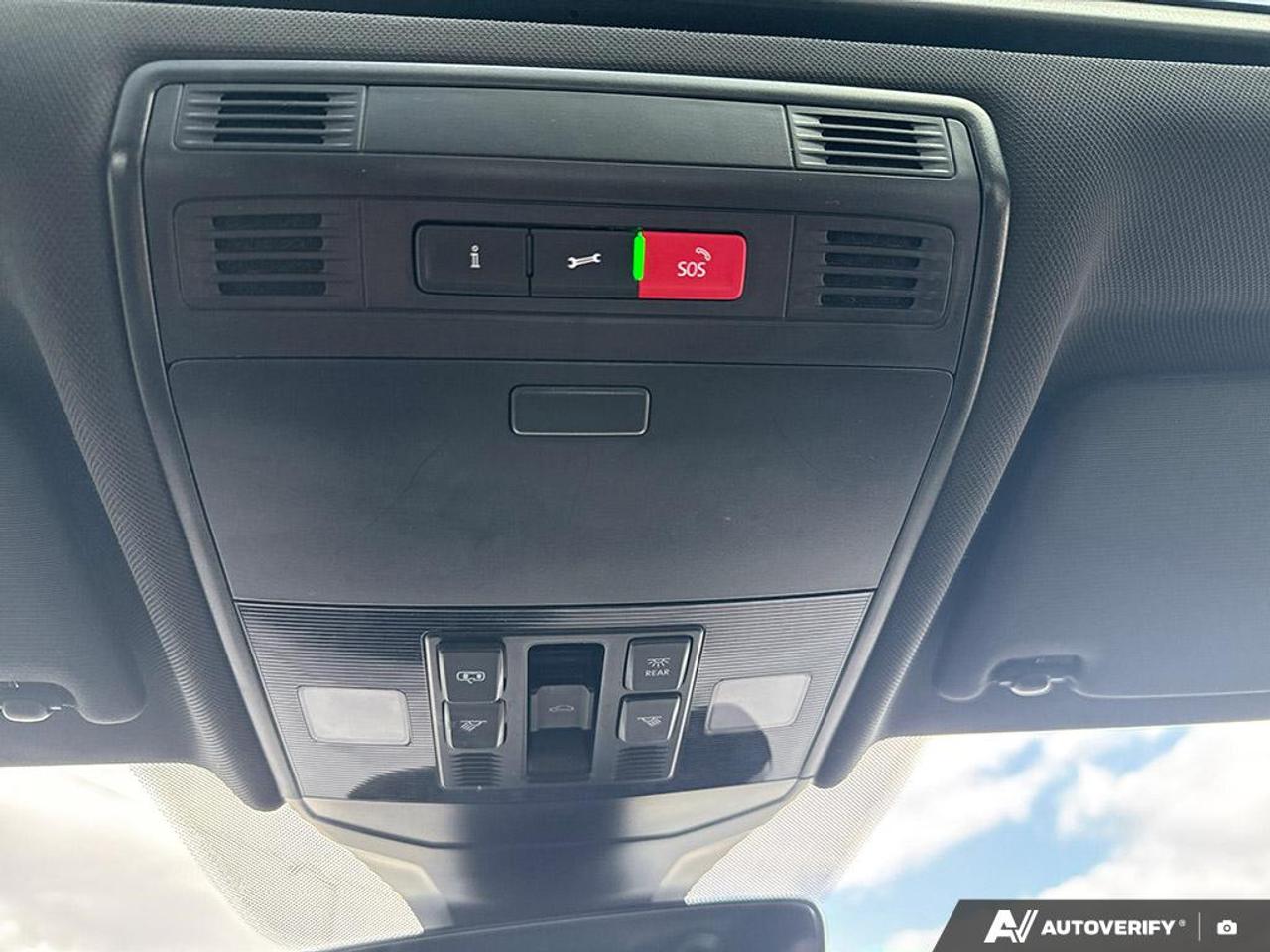 2023 Volkswagen Jetta COMFORTLINE / NO ACCIDENTS / LEATHER / ROOF Photo
