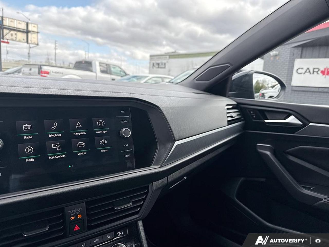 2023 Volkswagen Jetta COMFORTLINE / NO ACCIDENTS / LEATHER / ROOF Photo
