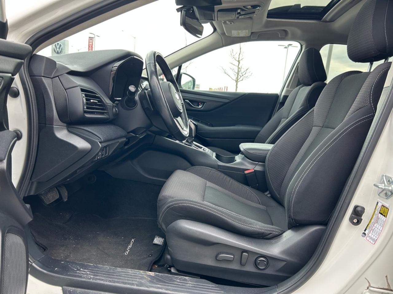 2023 Subaru Outback Touring  - Sunroof -  Navigation Photo