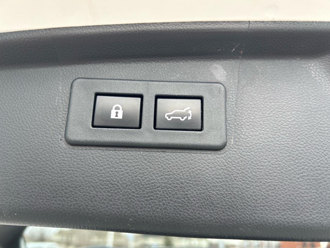 2023 Subaru Outback Touring  - Sunroof -  Navigation Photo