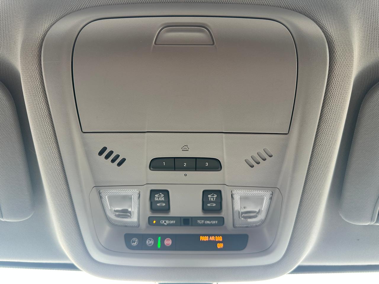 2019 GMC Acadia SLE AWD Sunroof HTD-Cloth CarPlay BackupCam BOSE Photo