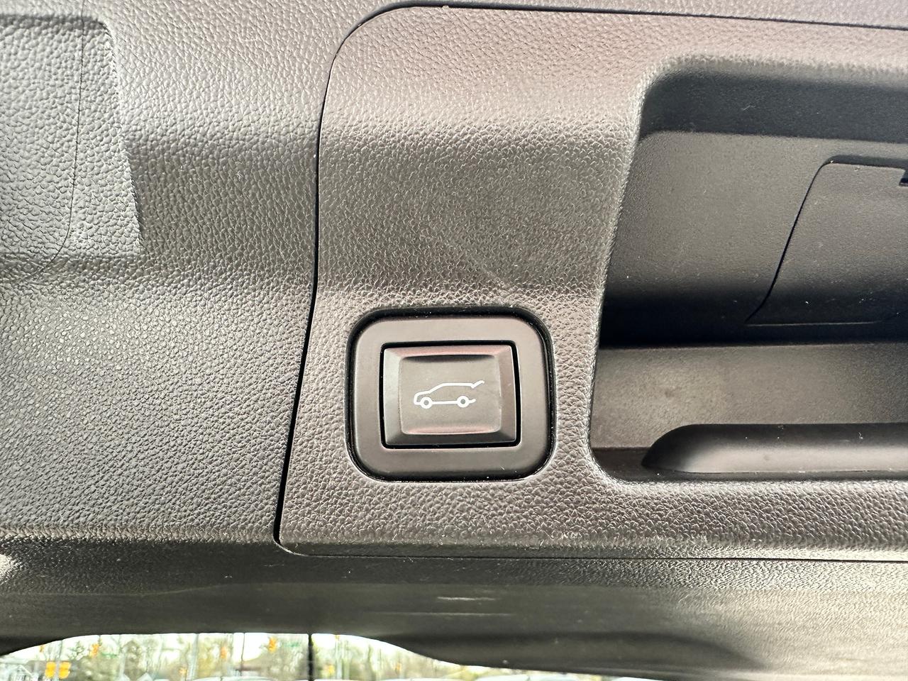 2019 GMC Acadia SLE AWD Sunroof HTD-Cloth CarPlay BackupCam BOSE Photo