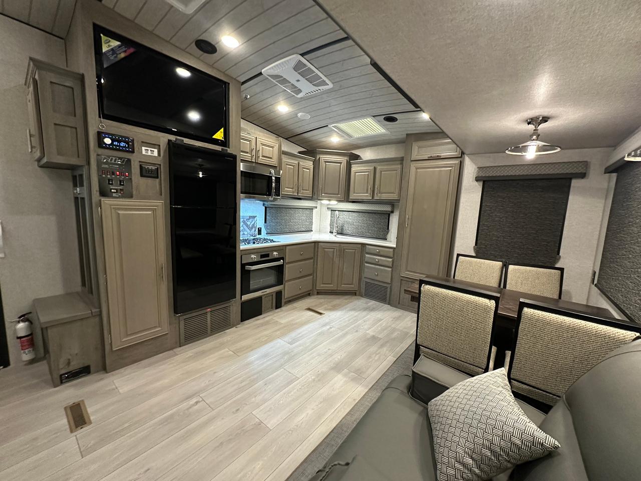 2026 ARCTIC FOX 275LE NXT 