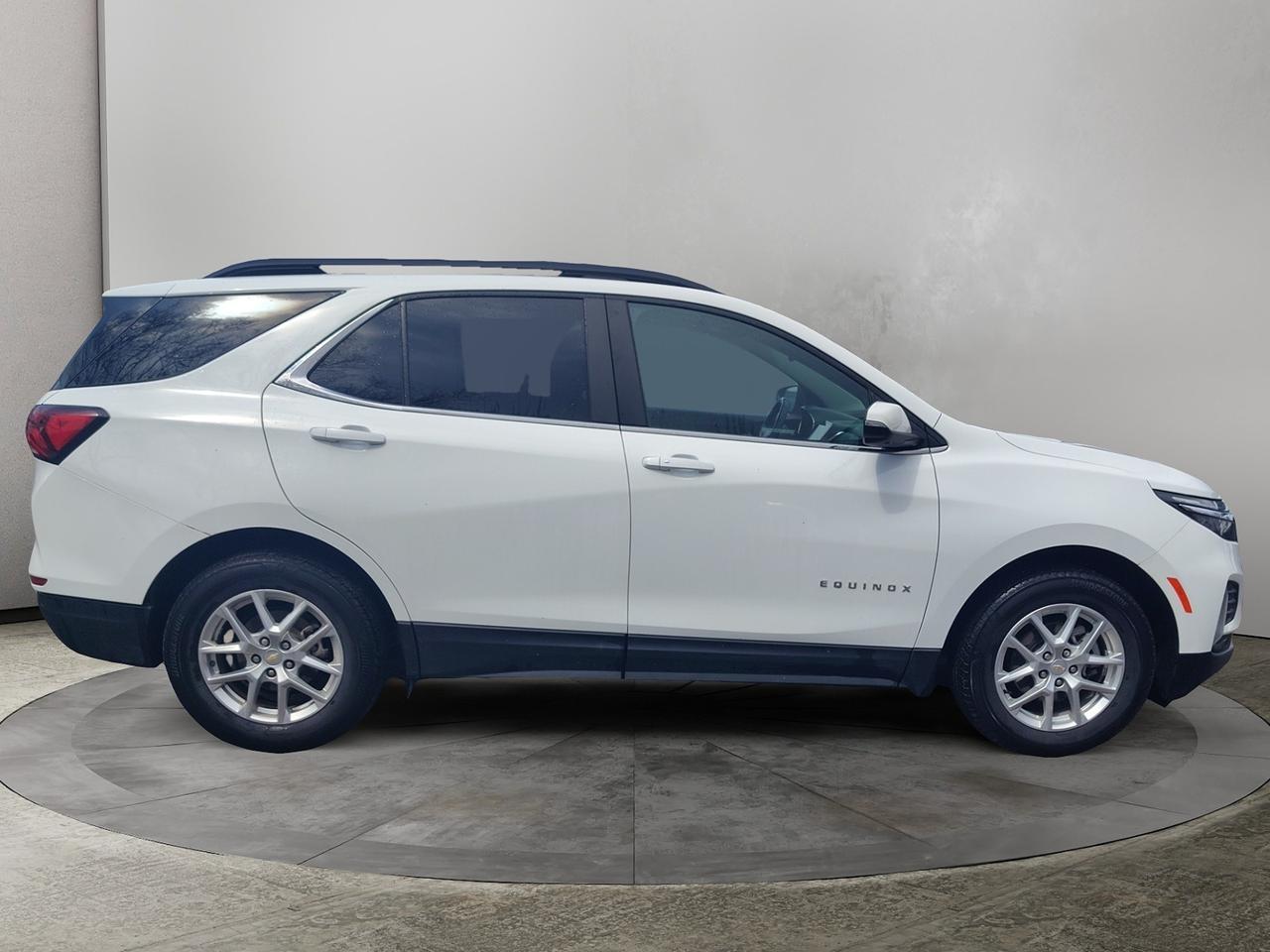 2022 Chevrolet Equinox LT Photo