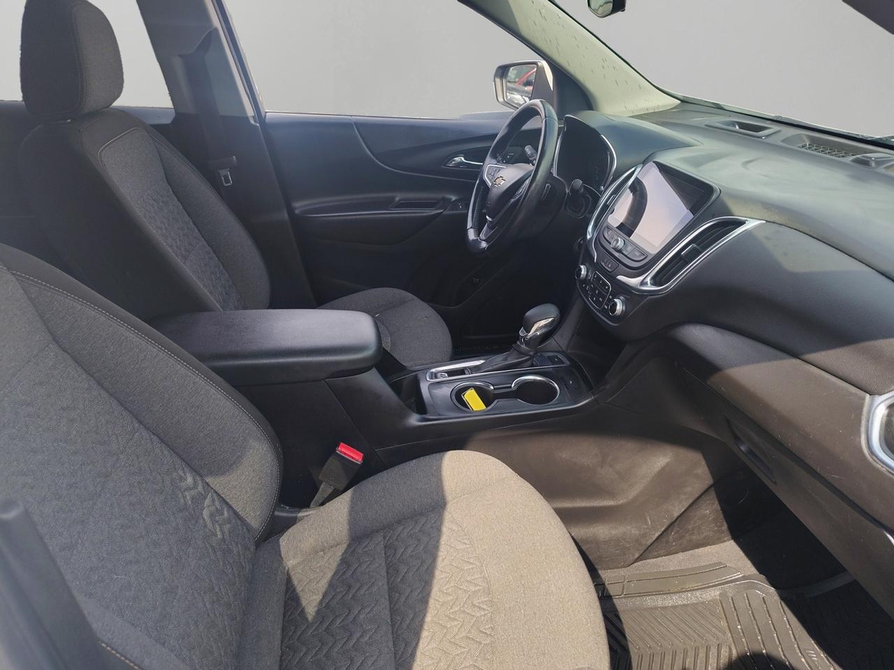 2022 Chevrolet Equinox LT Photo