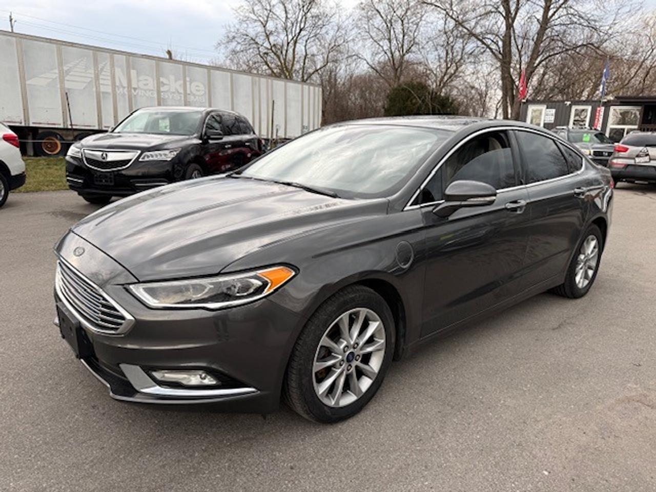 2018 Ford Fusion Energi Platinum Photo0