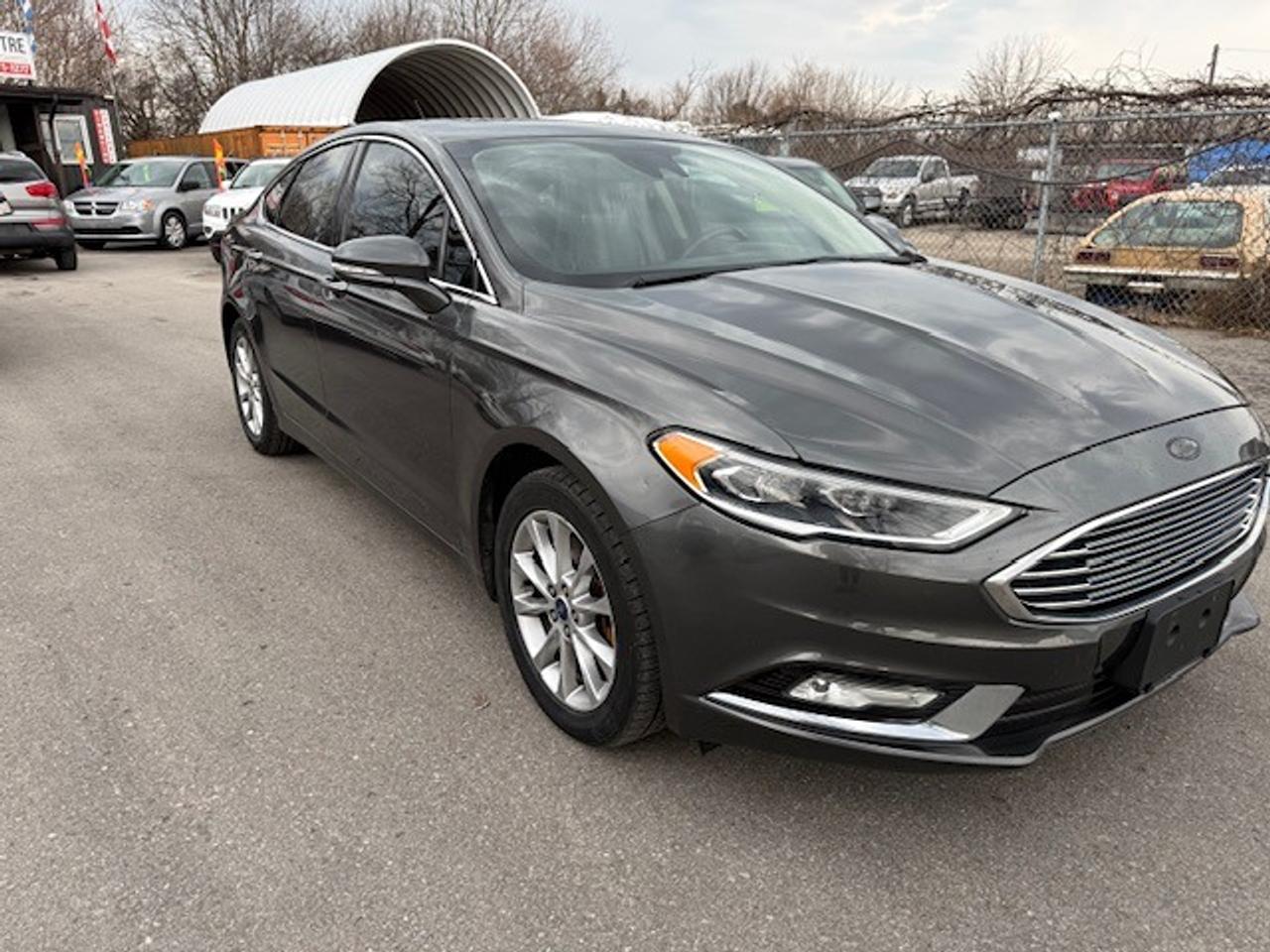 2018 Ford Fusion Energi Platinum Photo2
