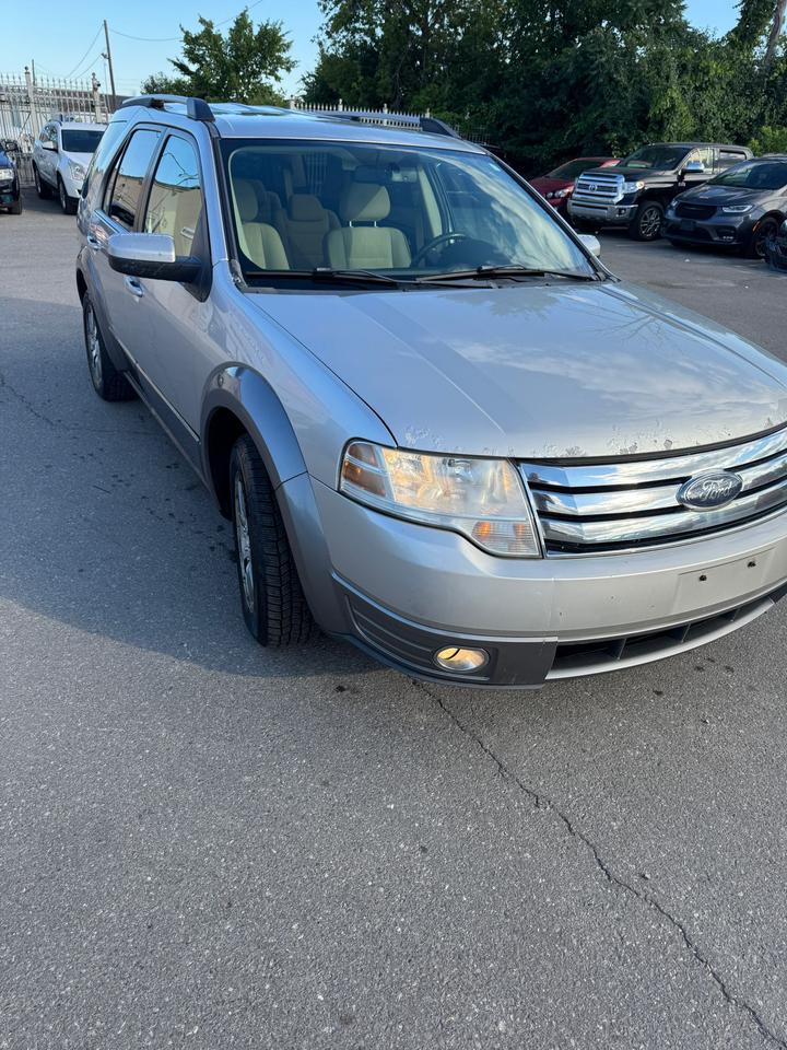 Used 2008 Ford Taurus X SEL for sale in Oakville, ON