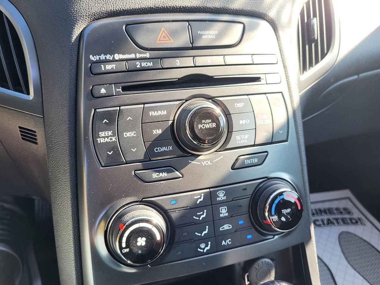 2012 Hyundai Genesis Coupe Premium Photo