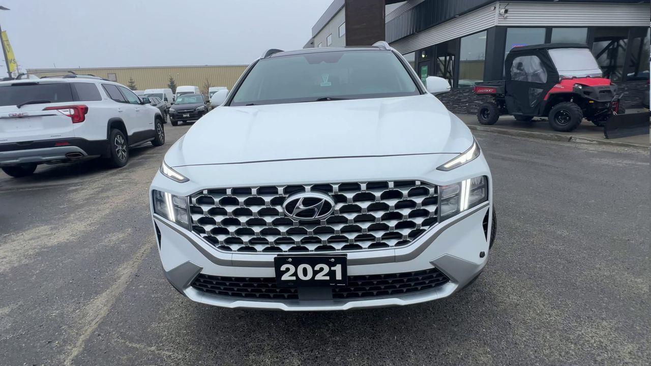 2021 Hyundai Santa Fe Preferred w/Trend Package AWD, MOONROOF, HEATED STEERING WHEEL, HEATED LEATHER SEATS, BACK UP CAM, SIRIUS XM!! Photo