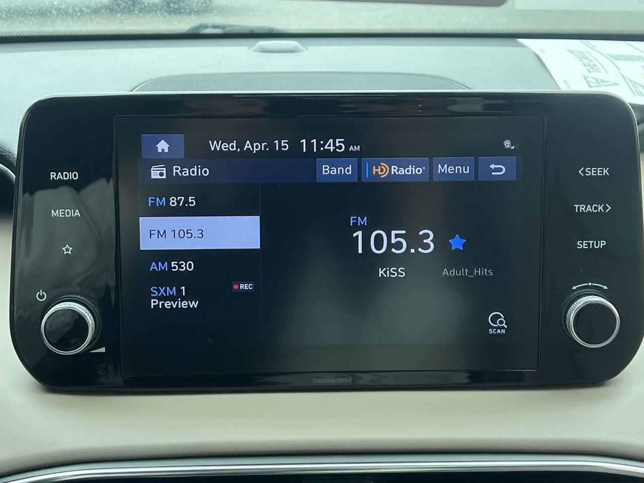 2021 Hyundai Santa Fe Preferred w/Trend Package AWD, MOONROOF, HEATED STEERING WHEEL, HEATED LEATHER SEATS, BACK UP CAM, SIRIUS XM!! Photo