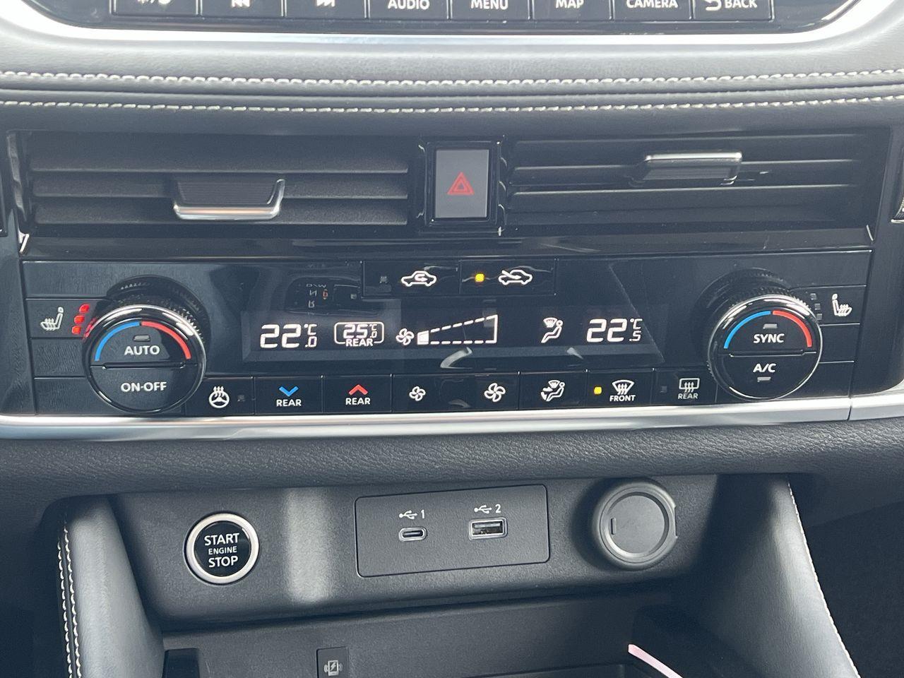 2023 Nissan Rogue Platinum AWD, MOONROOF, HEATED LEATHER SEATS, NAV, CRUISE CONTROL, POWER LIFTGATE, BACK UP CAM, REMOTE START! Photo