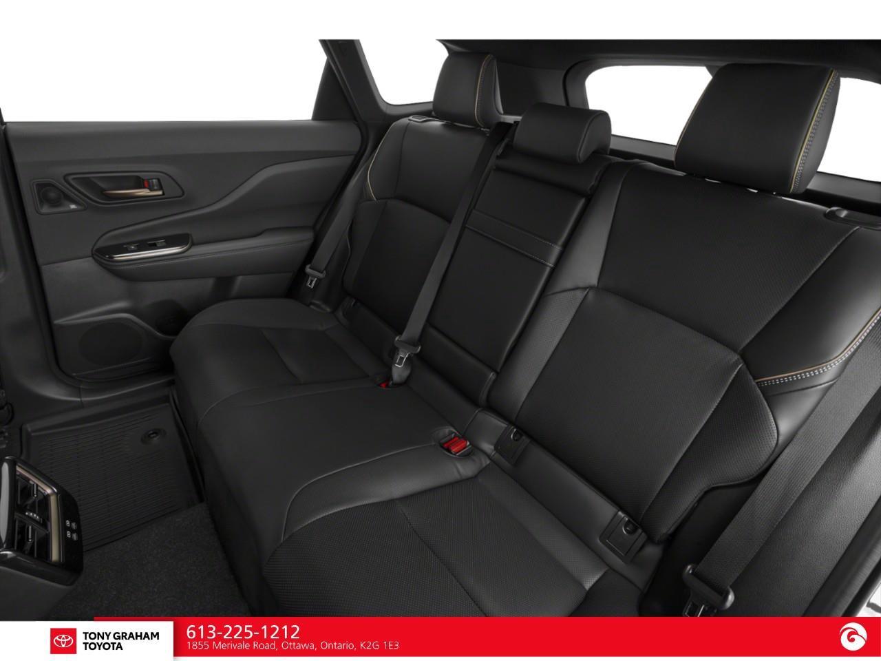 2026 Toyota Crown Signia Limited Photo