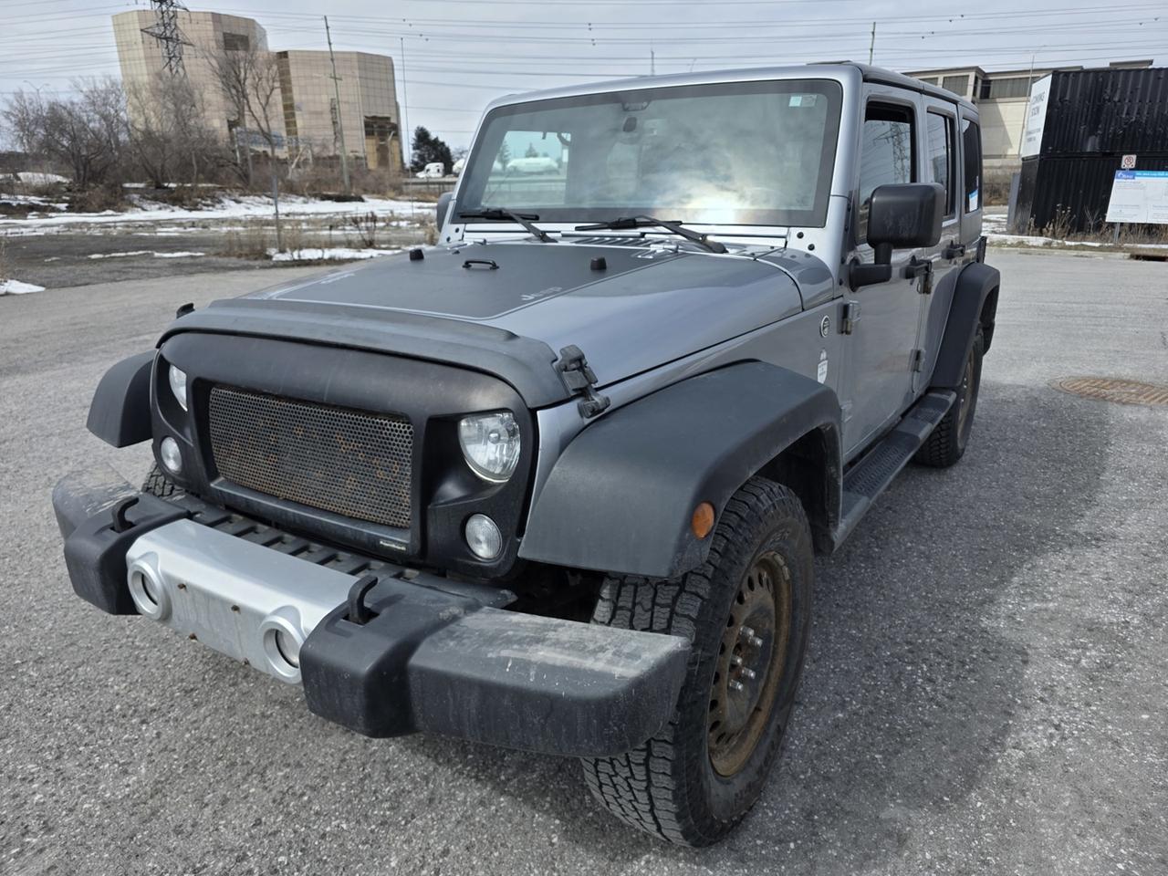 Used 2015 Jeep Wrangler Unlimited Sahara 4WD for sale in Ottawa, ON