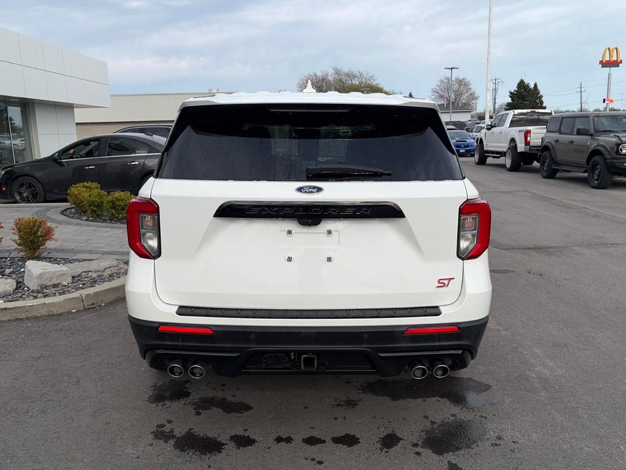 2022 Ford Explorer ST 4WD Photo3