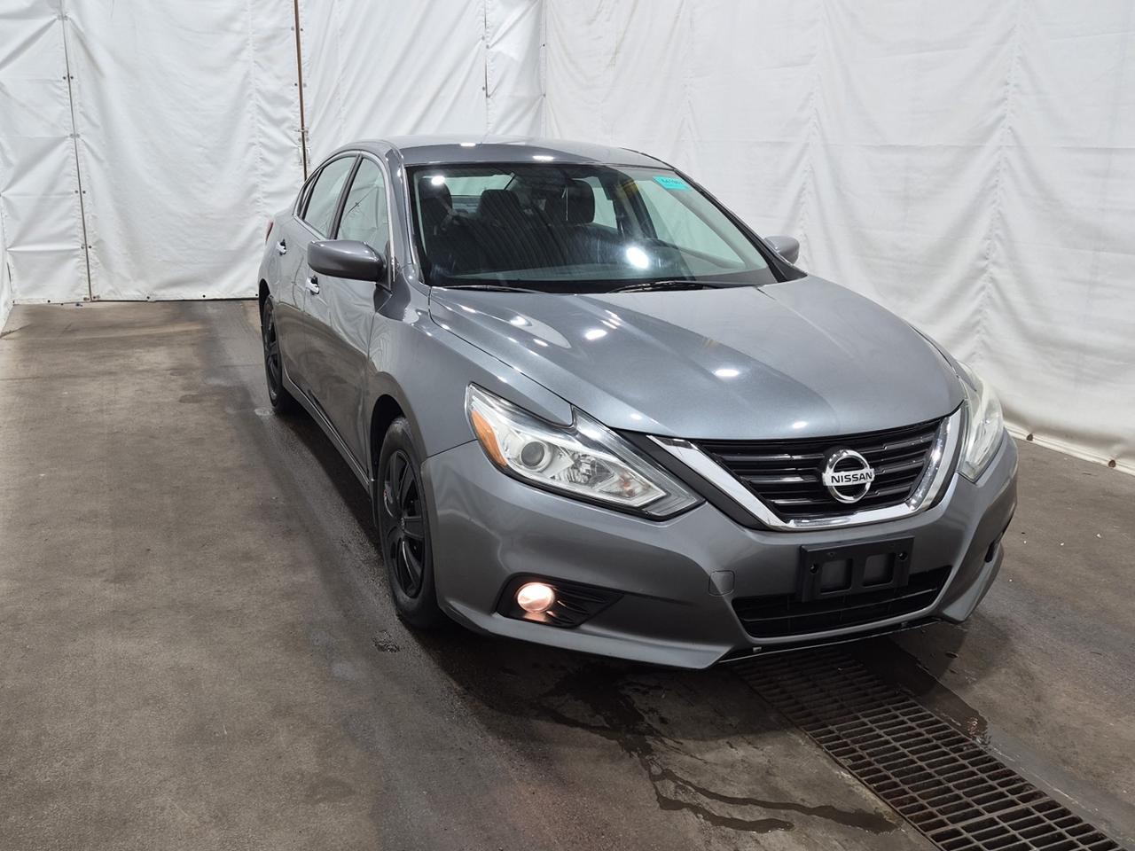 Used 2017 Nissan Altima 2.5 for sale in Waterloo, ON